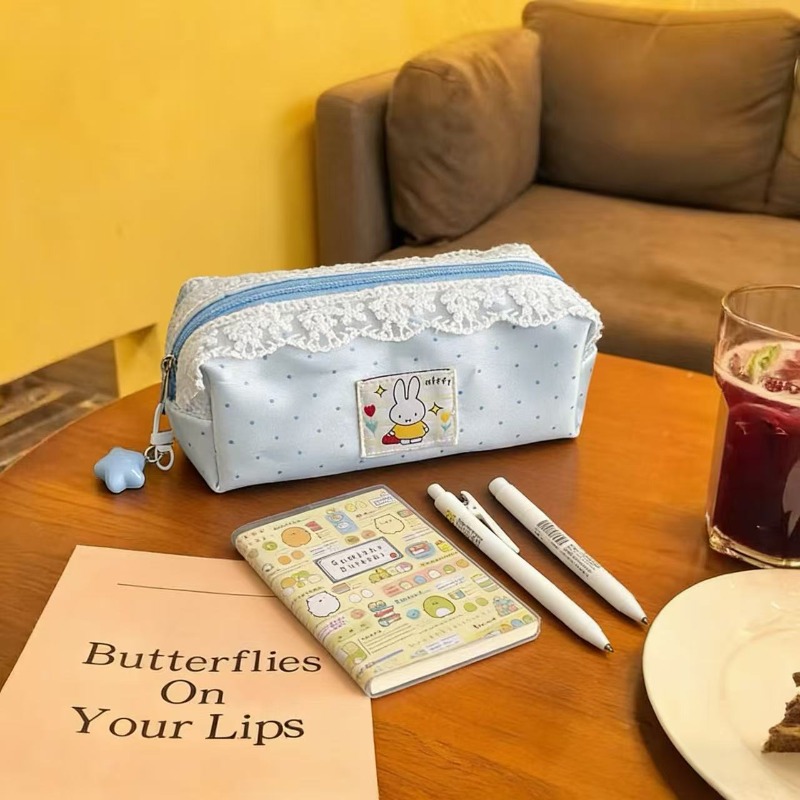 حافظة أقلام بتصميم بسيط من ميف - مراجعة Pencil Case Large وسعره